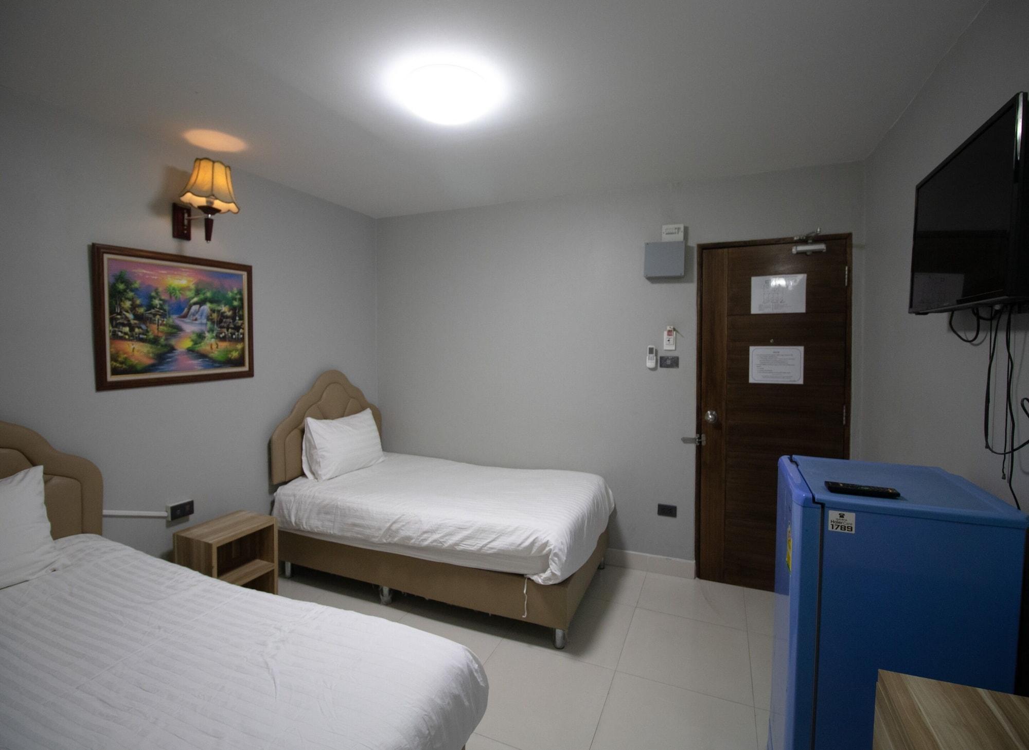 Kun Hotel Nakhonratchasima Exterior foto